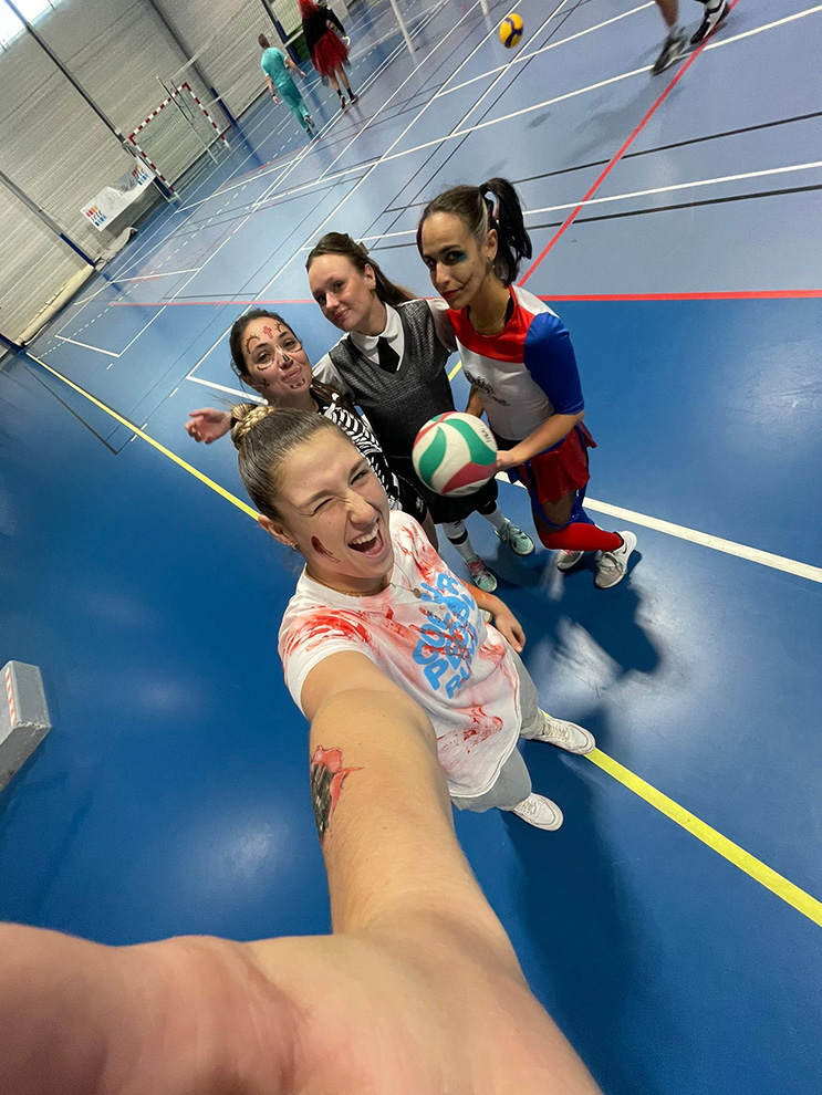 ../photos/dossiersPhotosOptimises/231104@Tournoi_Halloween_2023/WhatsApp Image 2023-11-04 at 21.22.06.jpeg